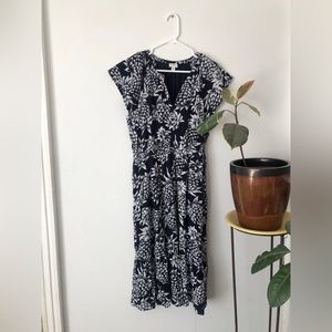 Butterfly flutter sleeve midi dress